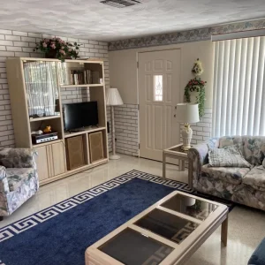 Retro Retreat – Canal-Front 2BR Close to Beach