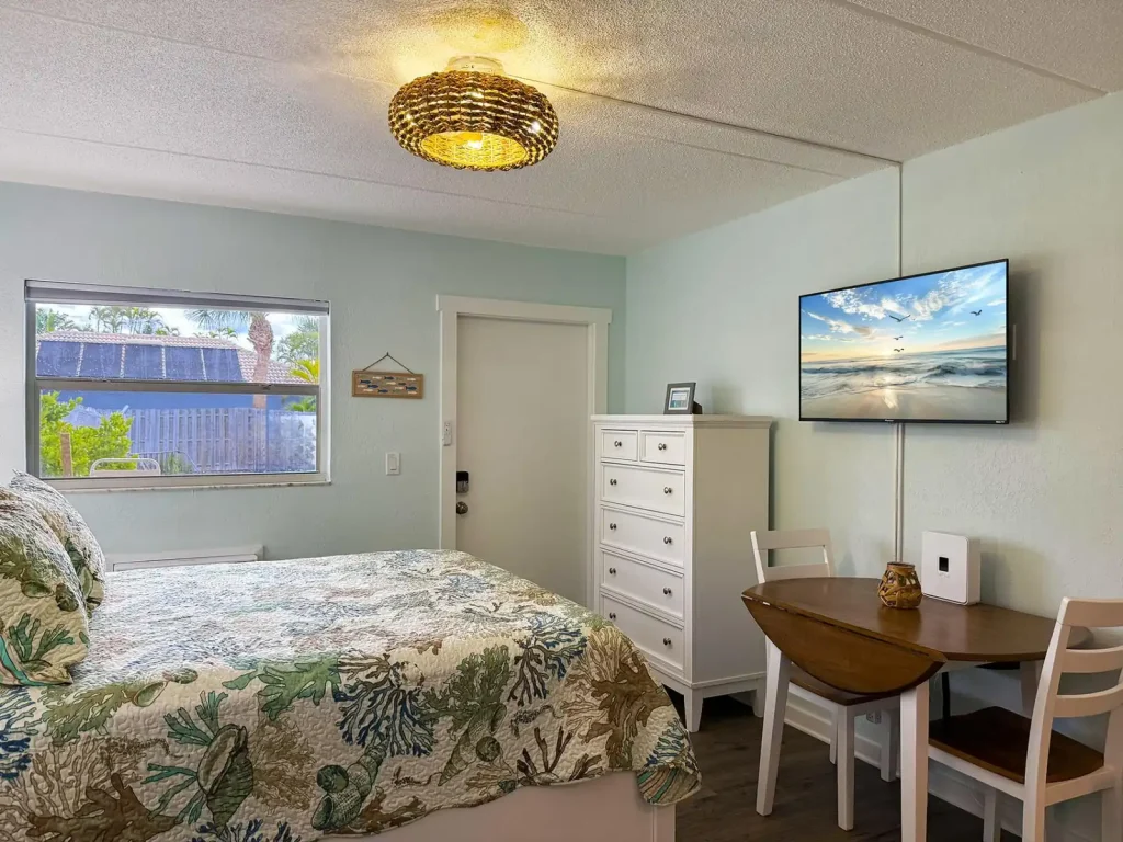 Venice Villas Studio Beachside Haven — Venice Villas