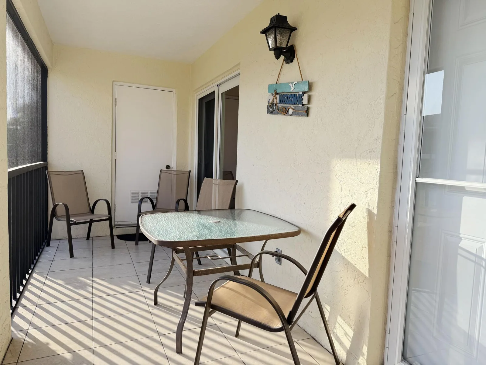 Poolside 2BR – Boca to Manasota in Minutes