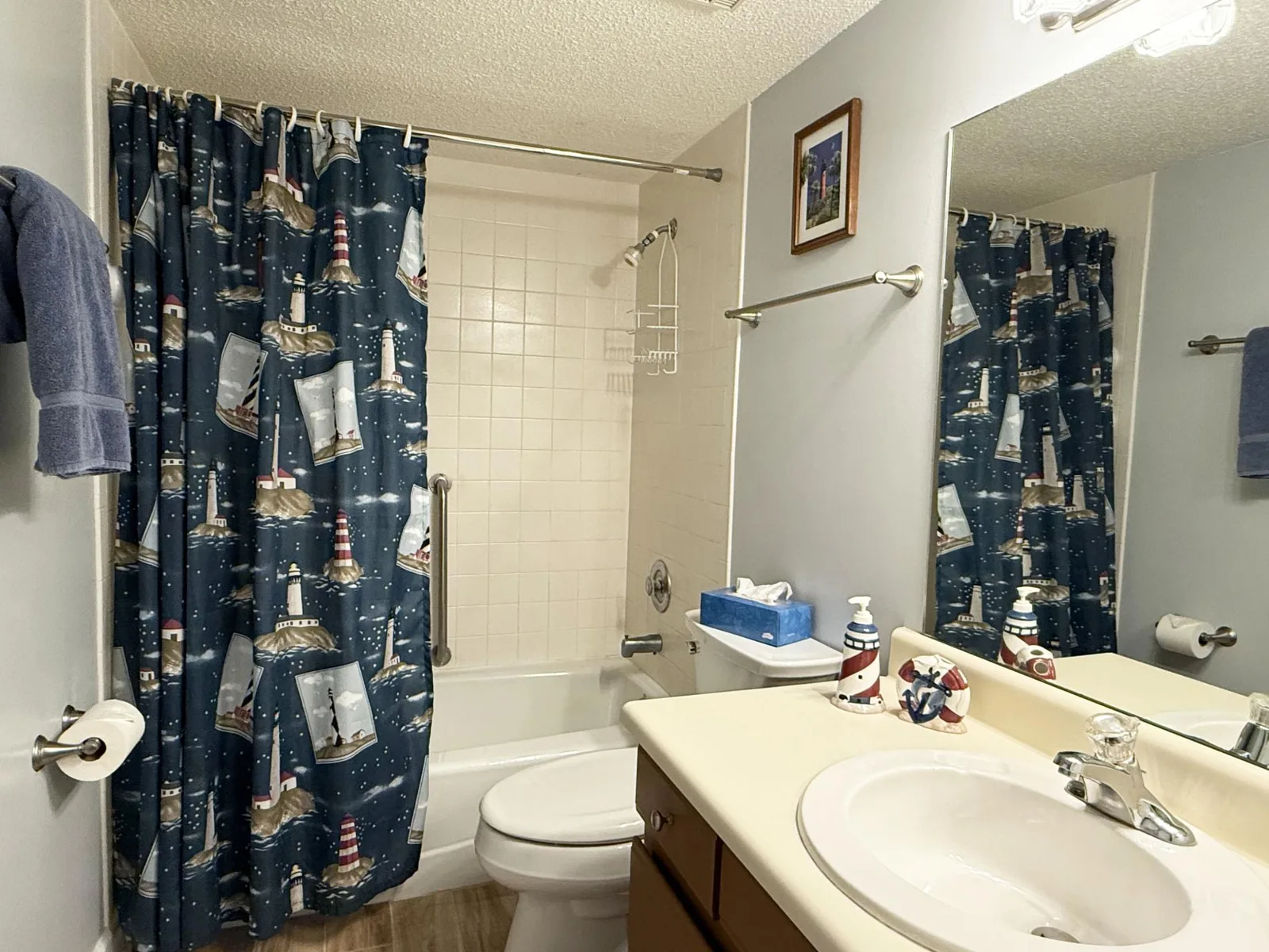 Poolside 2BR – Boca to Manasota in Minutes