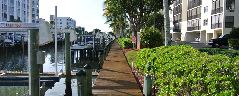 2BR – Penthouse, Pool, Beach & Water Views