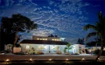 Sunsets, Seafood, and Serenity Pet - Boat Friendly
