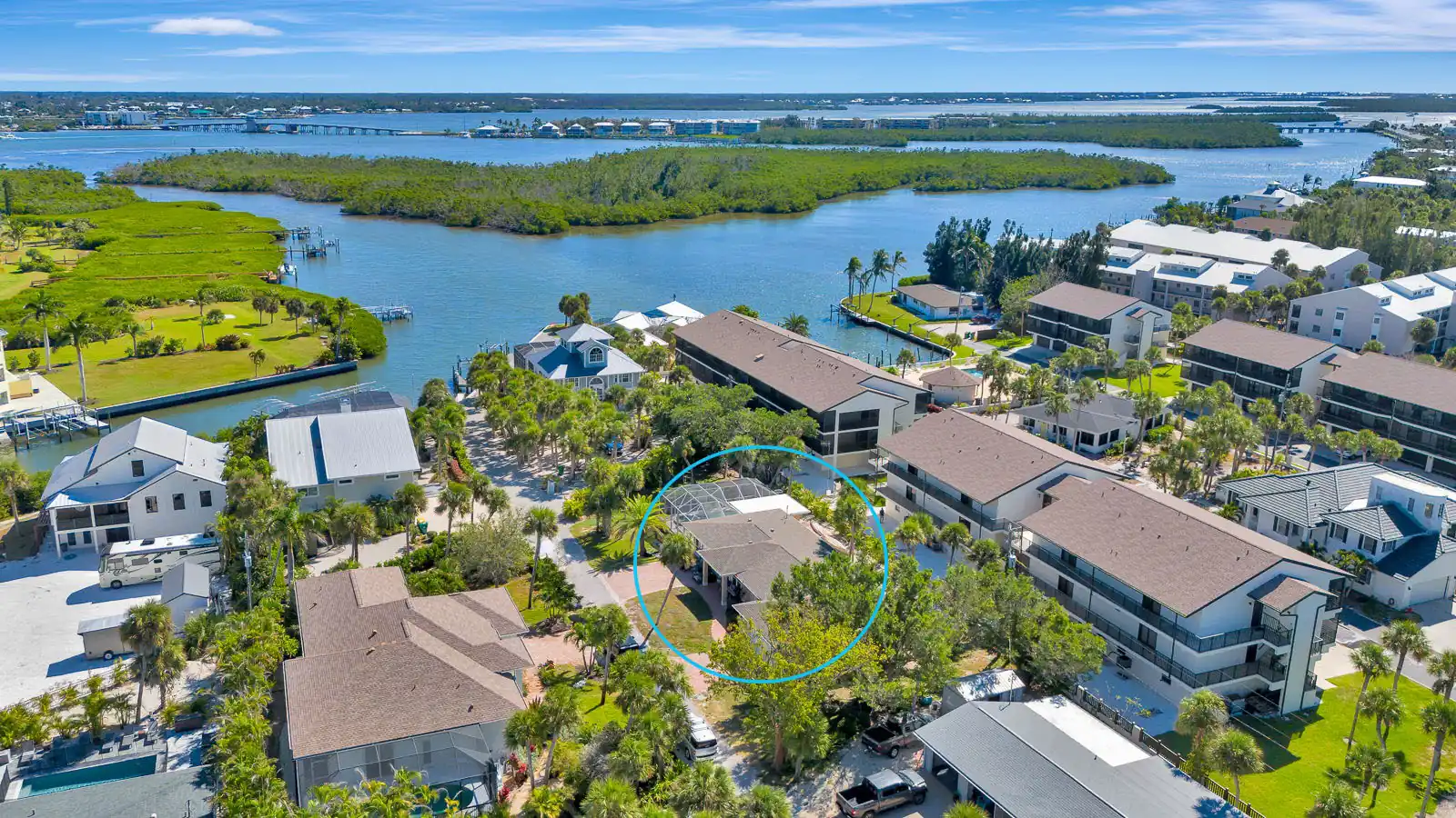 4BR Heated Pool & Hot Tub – Deeded Beach Access