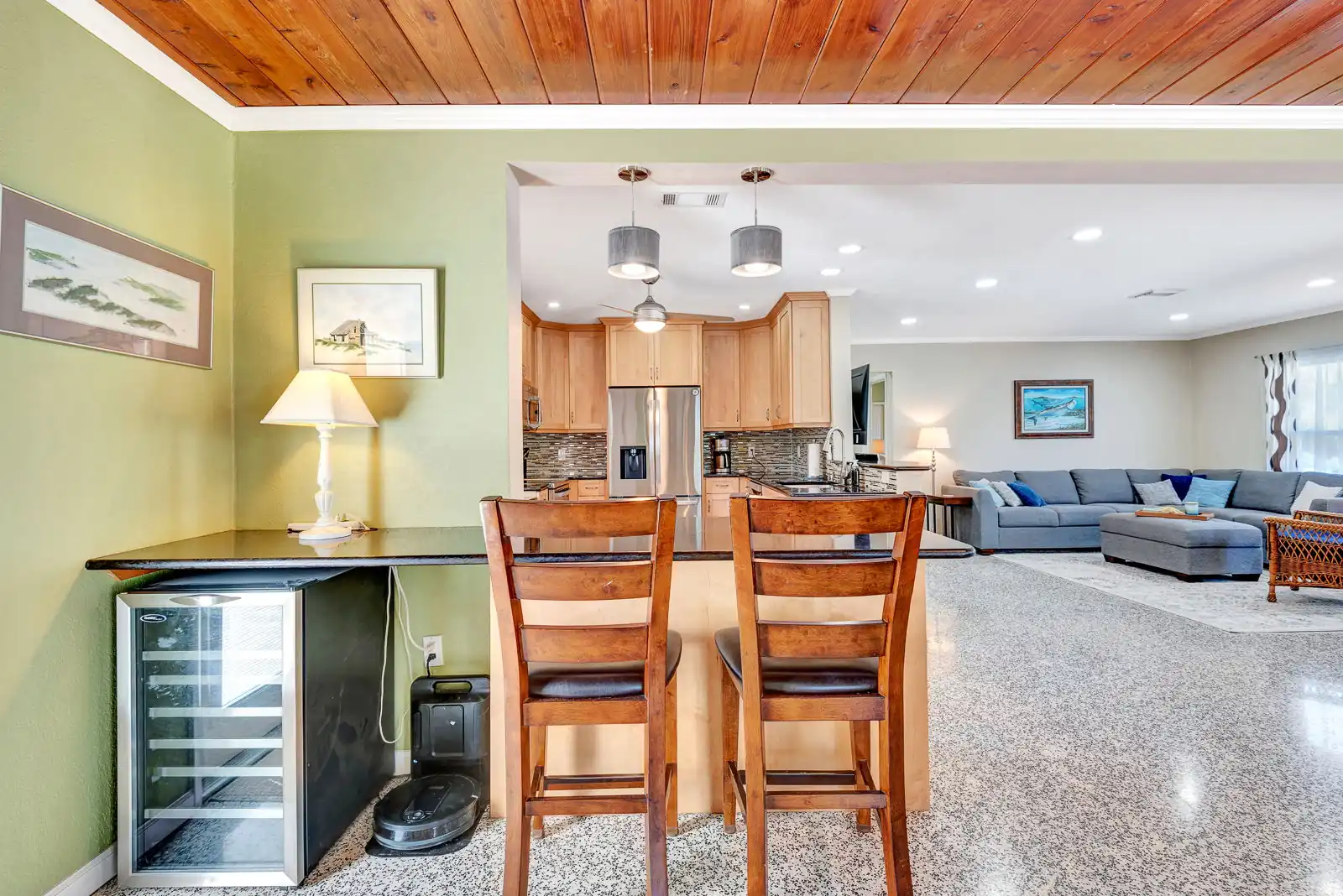 4BR Heated Pool & Hot Tub – Deeded Beach Access