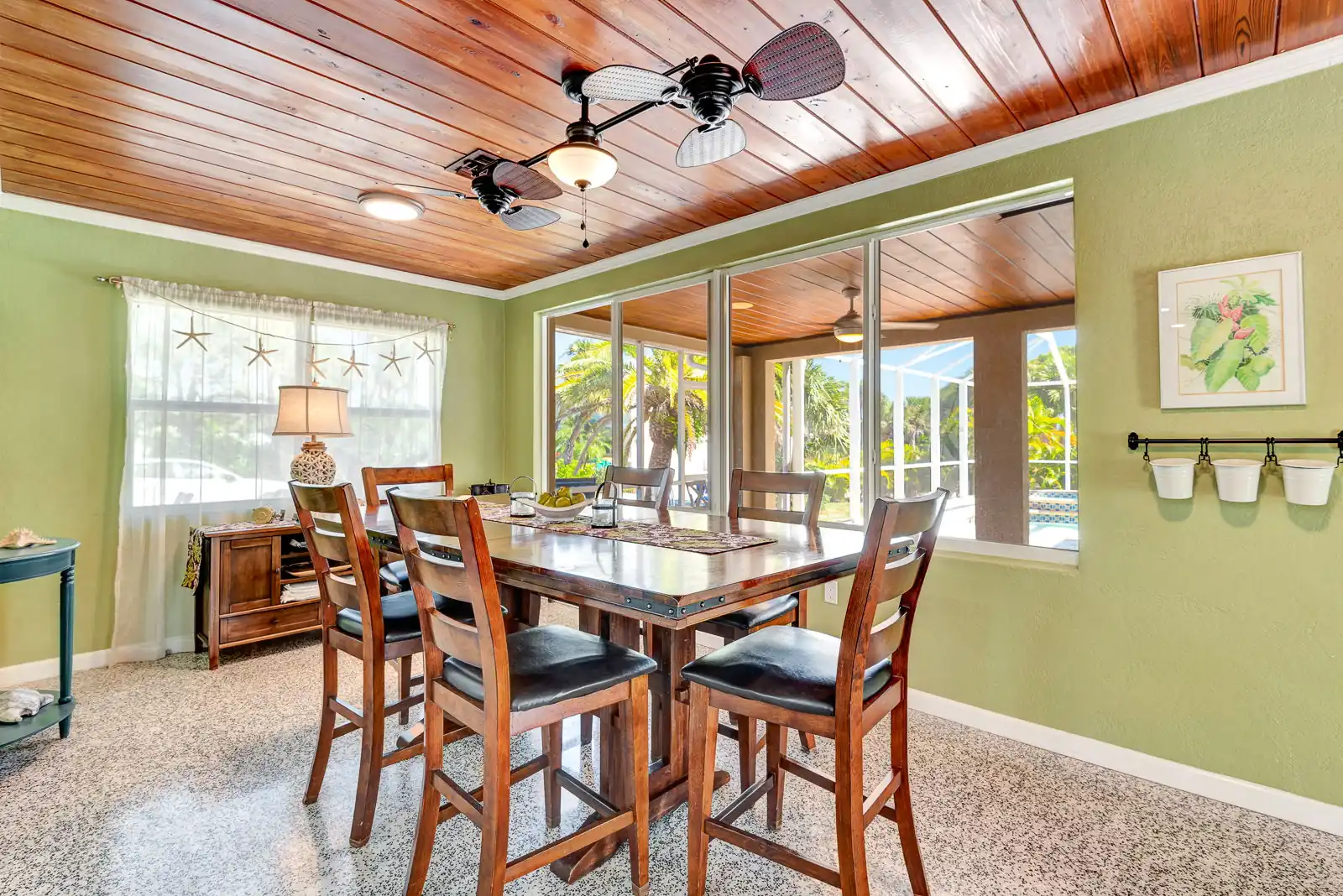 4BR Heated Pool & Hot Tub – Deeded Beach Access
