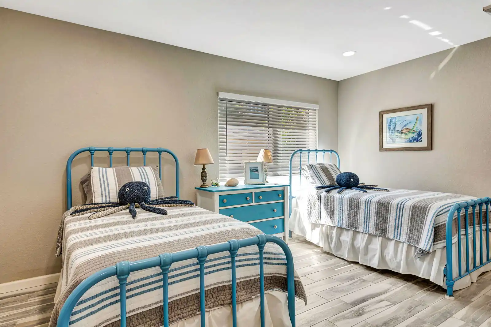 4BR Heated Pool & Hot Tub – Deeded Beach Access