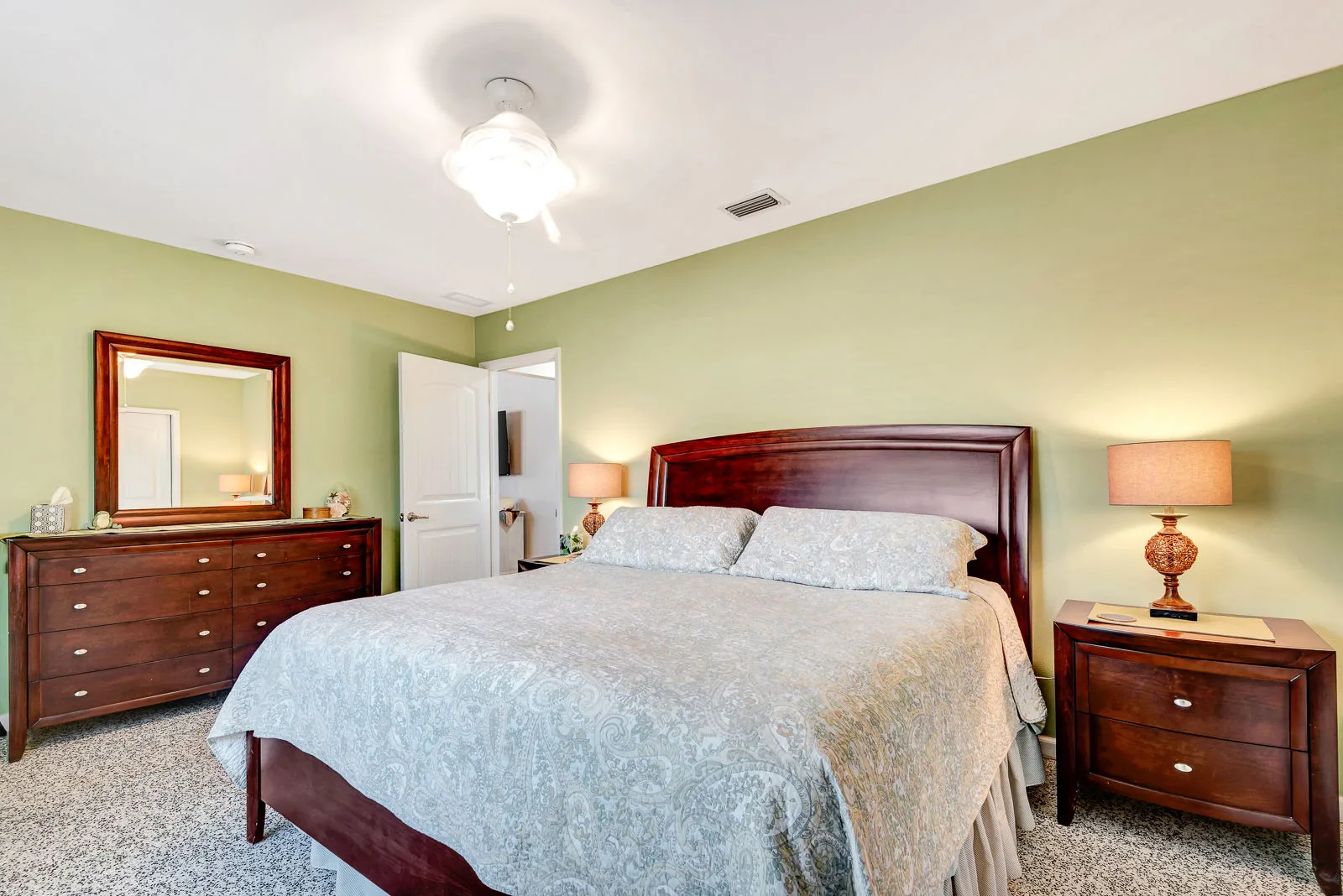 4BR Heated Pool & Hot Tub – Deeded Beach Access