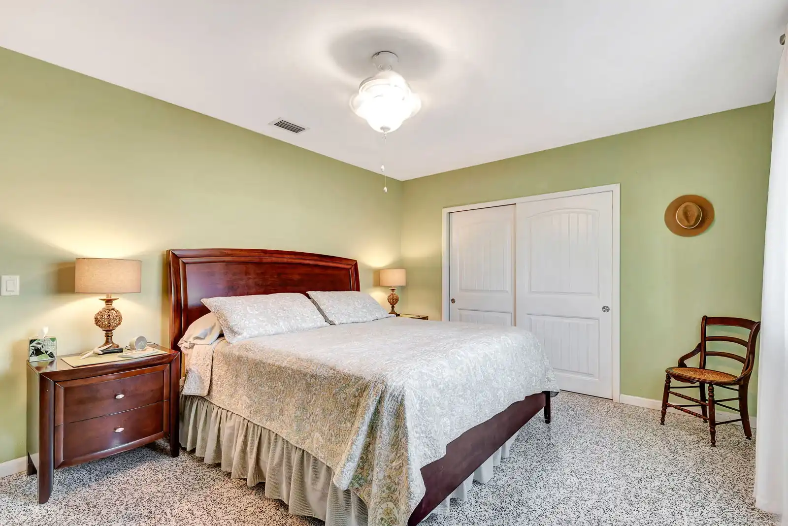 4BR Heated Pool & Hot Tub – Deeded Beach Access