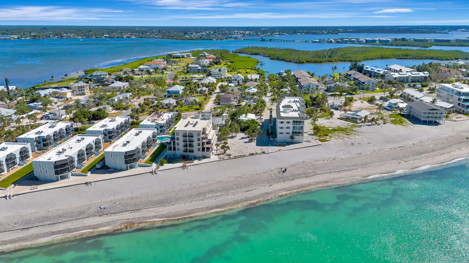 4BR Heated Pool & Hot Tub – Deeded Beach Access