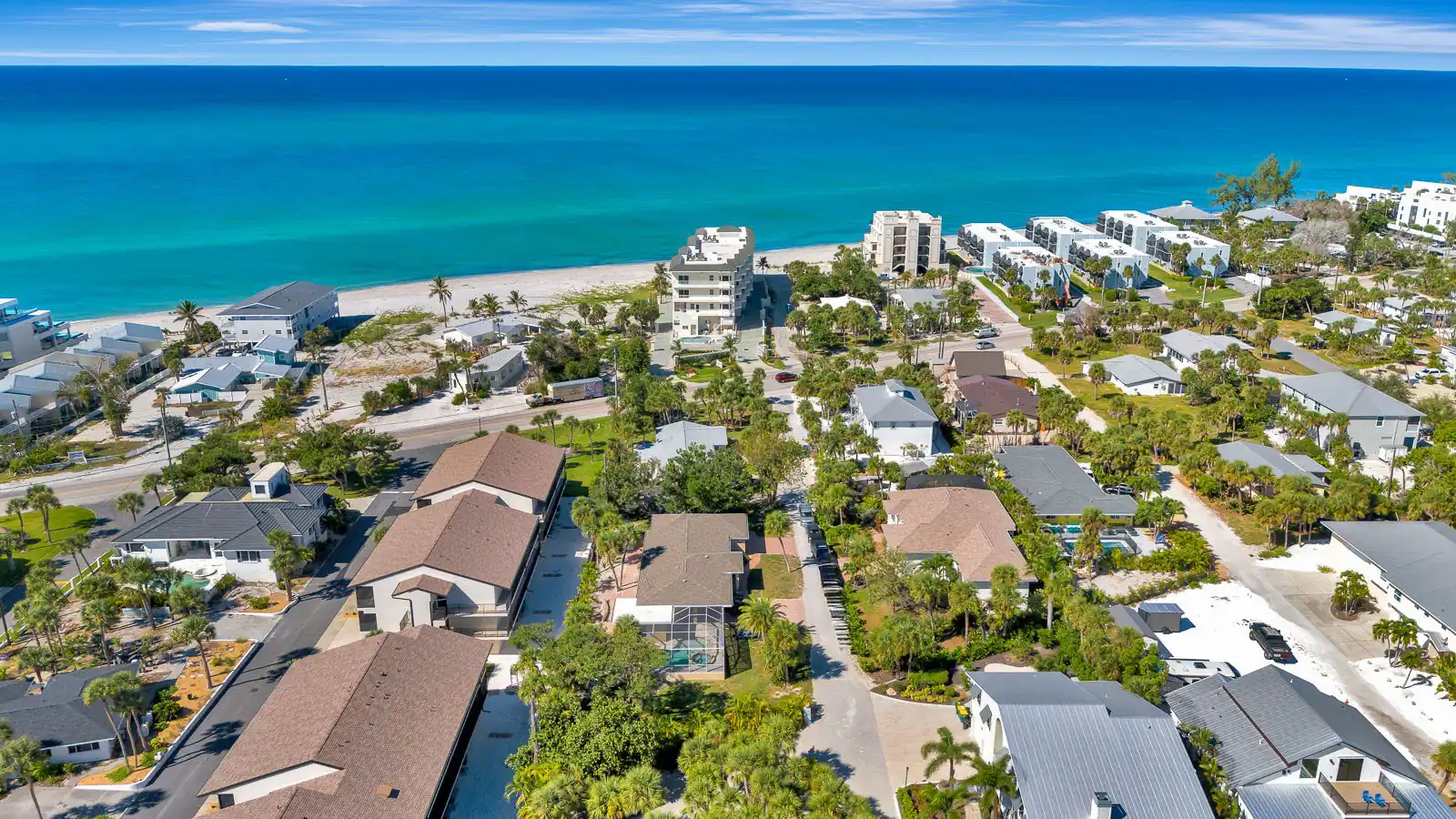 4BR Heated Pool & Hot Tub – Deeded Beach Access