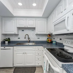 Tamarind 2BR – Bright, Beachy & Steps to the Sand