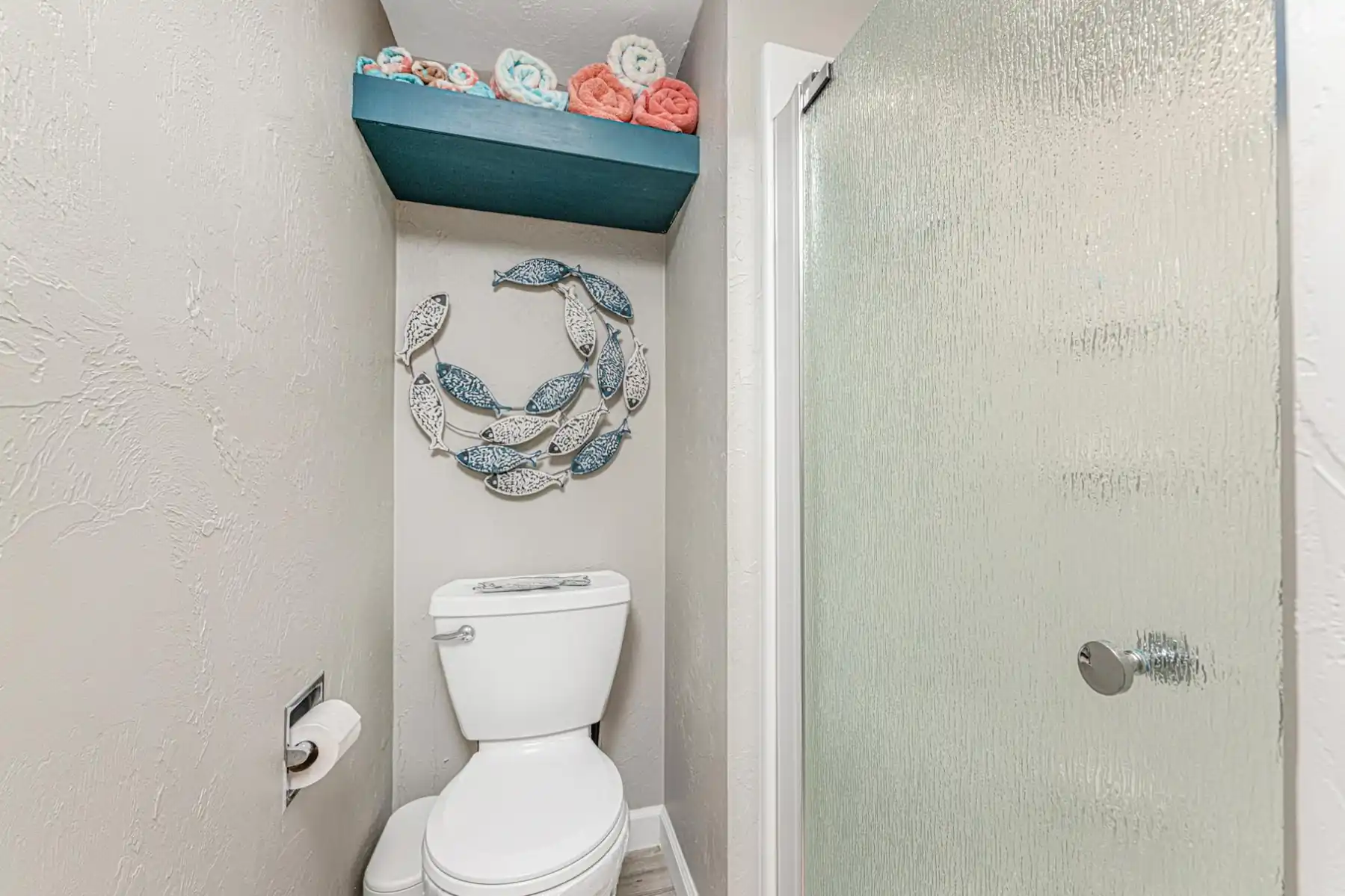 Tamarind 2BR – Bright, Beachy & Steps to the Sand