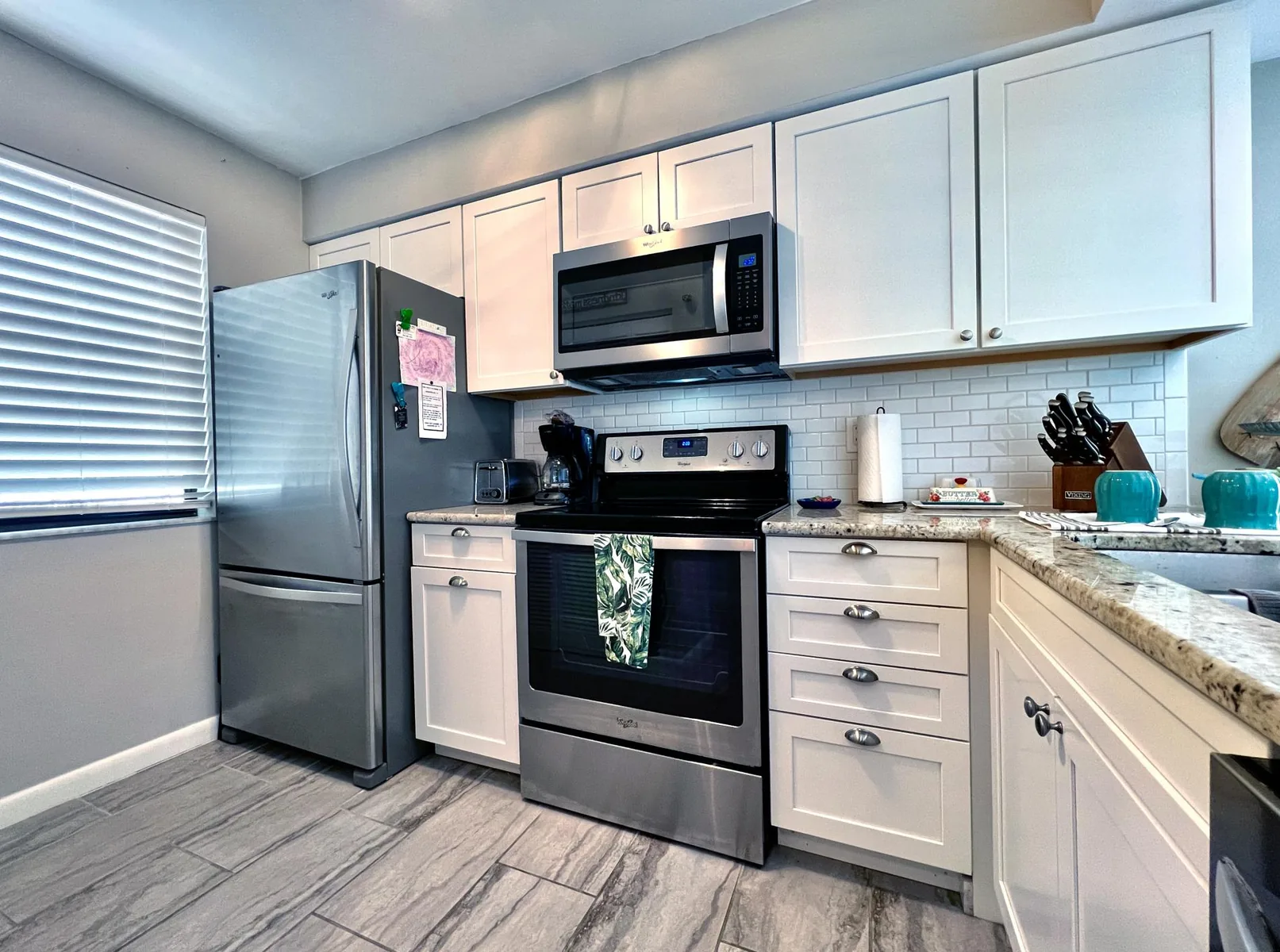 2BR Sandpiper Key - Walk to Beach & Dining