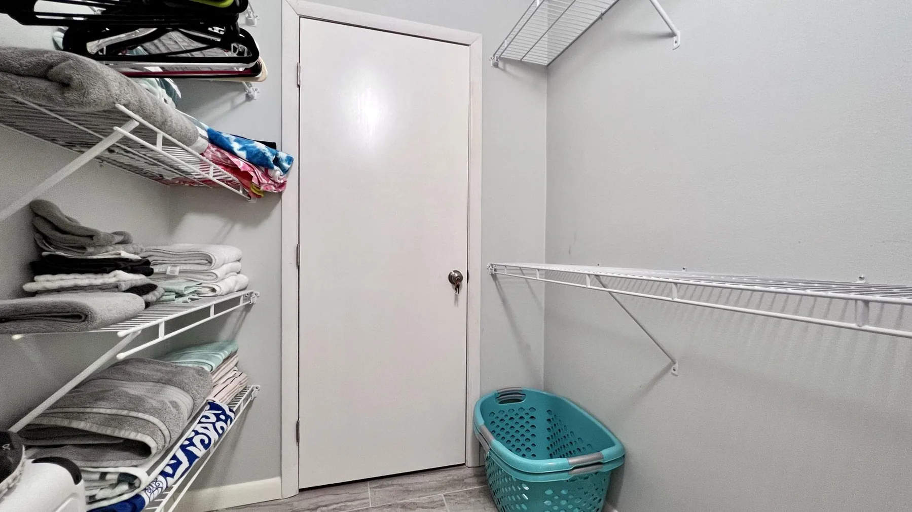 2BR Sandpiper Key - Walk to Beach & Dining