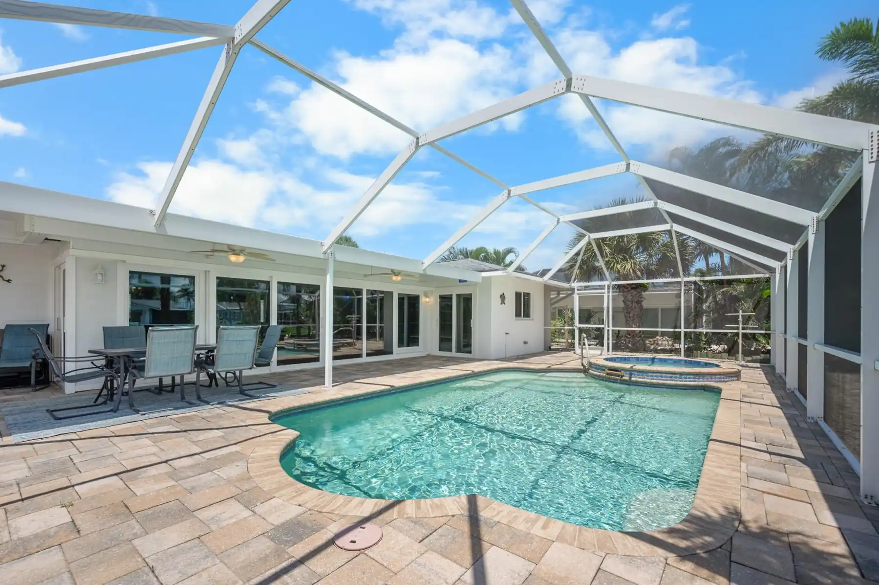 Lemon Bay Canal Home – Pool Hot Tub & Boat Dock