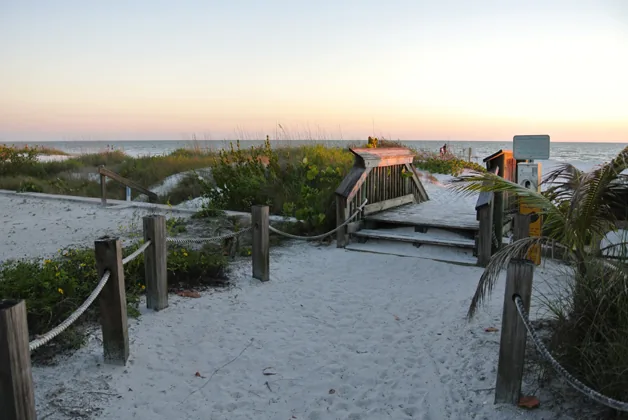 Santa Maria • Beach & Boating Getaway • Sleeps 8
