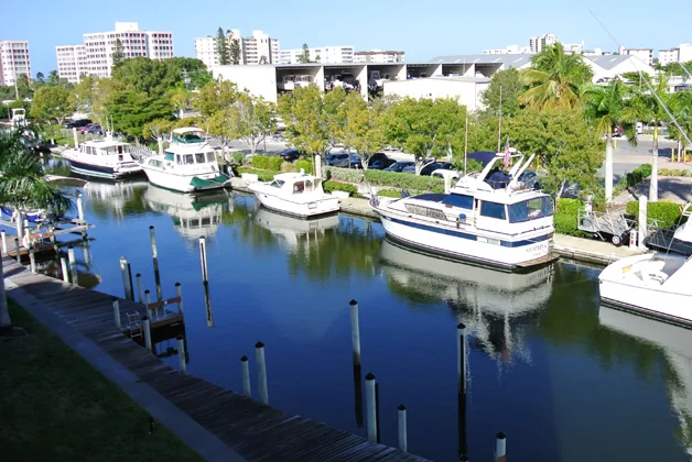Santa Maria • Beach & Boating Getaway • Sleeps 8