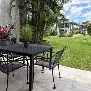 Relax in Style – Elegant Tamarind Ground Floor