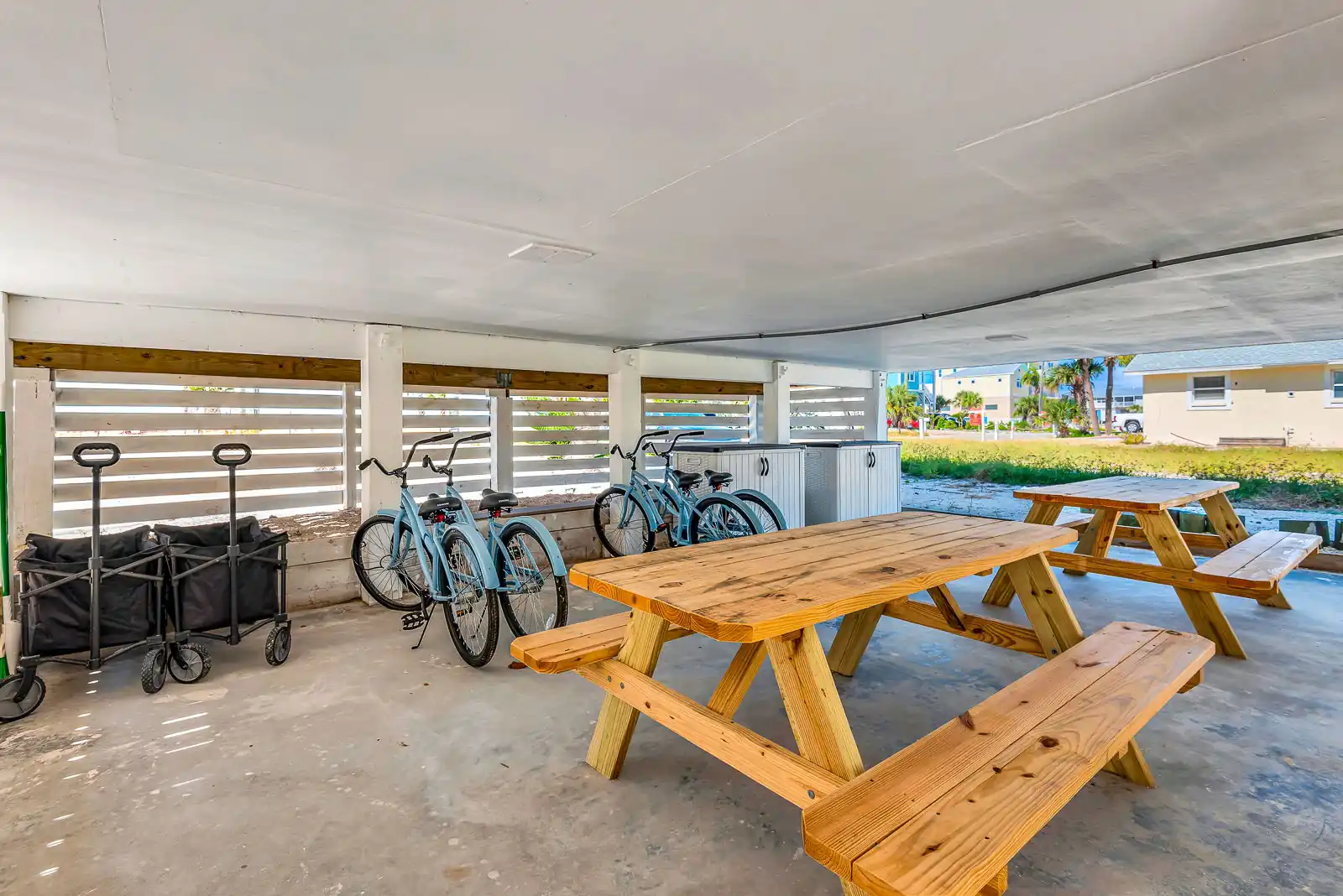 Steps to Sand – 2BR Beach Vibes + Bikes & BBQ