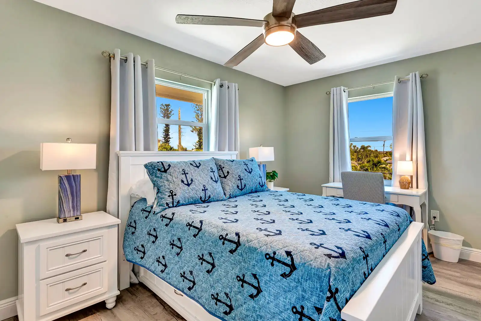 Steps to Sand – 2BR Beach Vibes + Bikes & BBQ