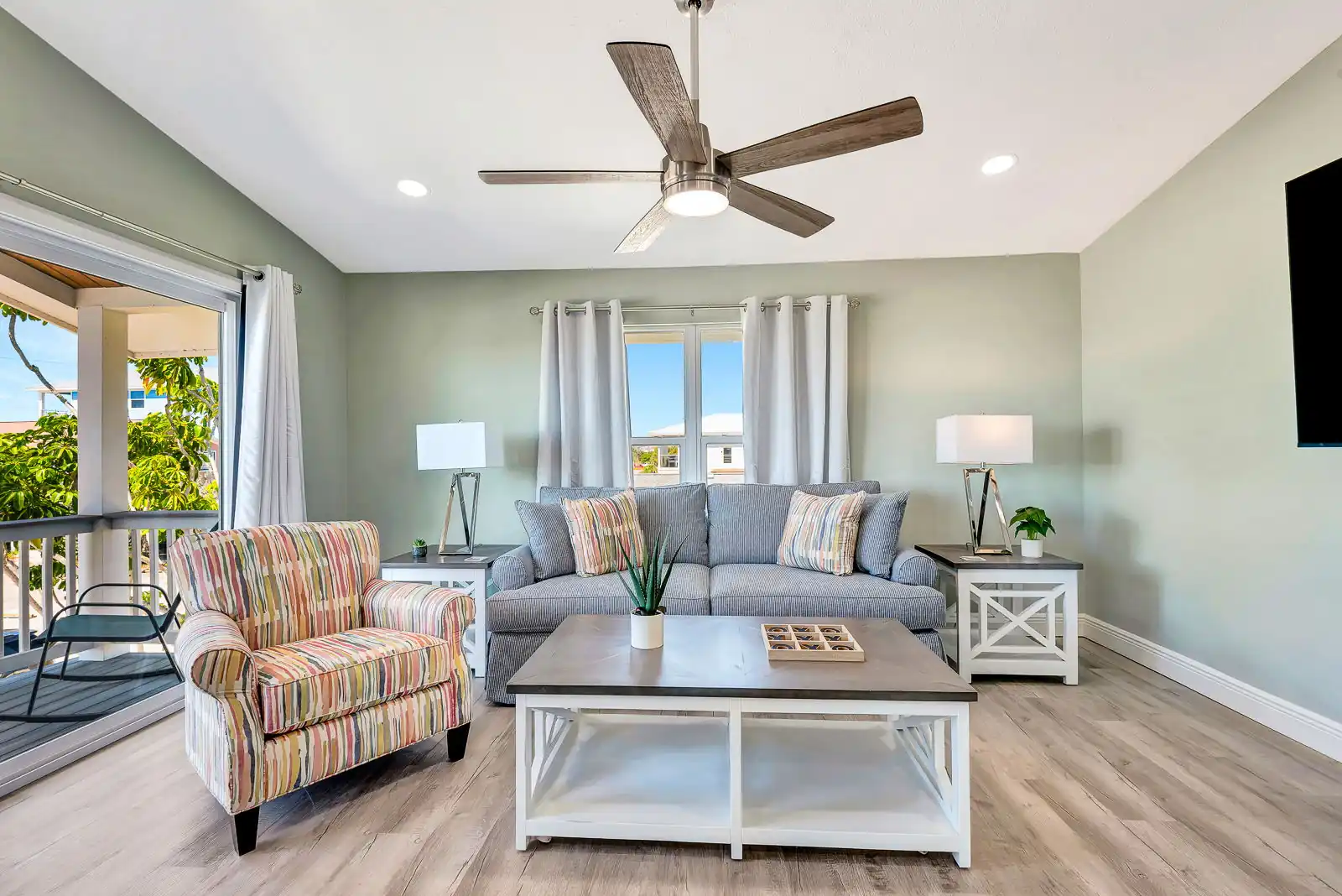 Steps to Sand – 2BR Beach Vibes + Bikes & BBQ