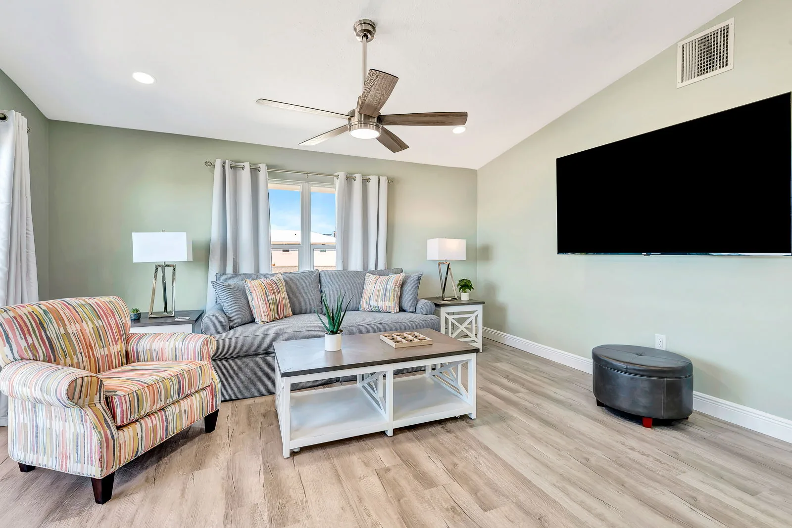 Steps to Sand – 2BR Beach Vibes + Bikes & BBQ