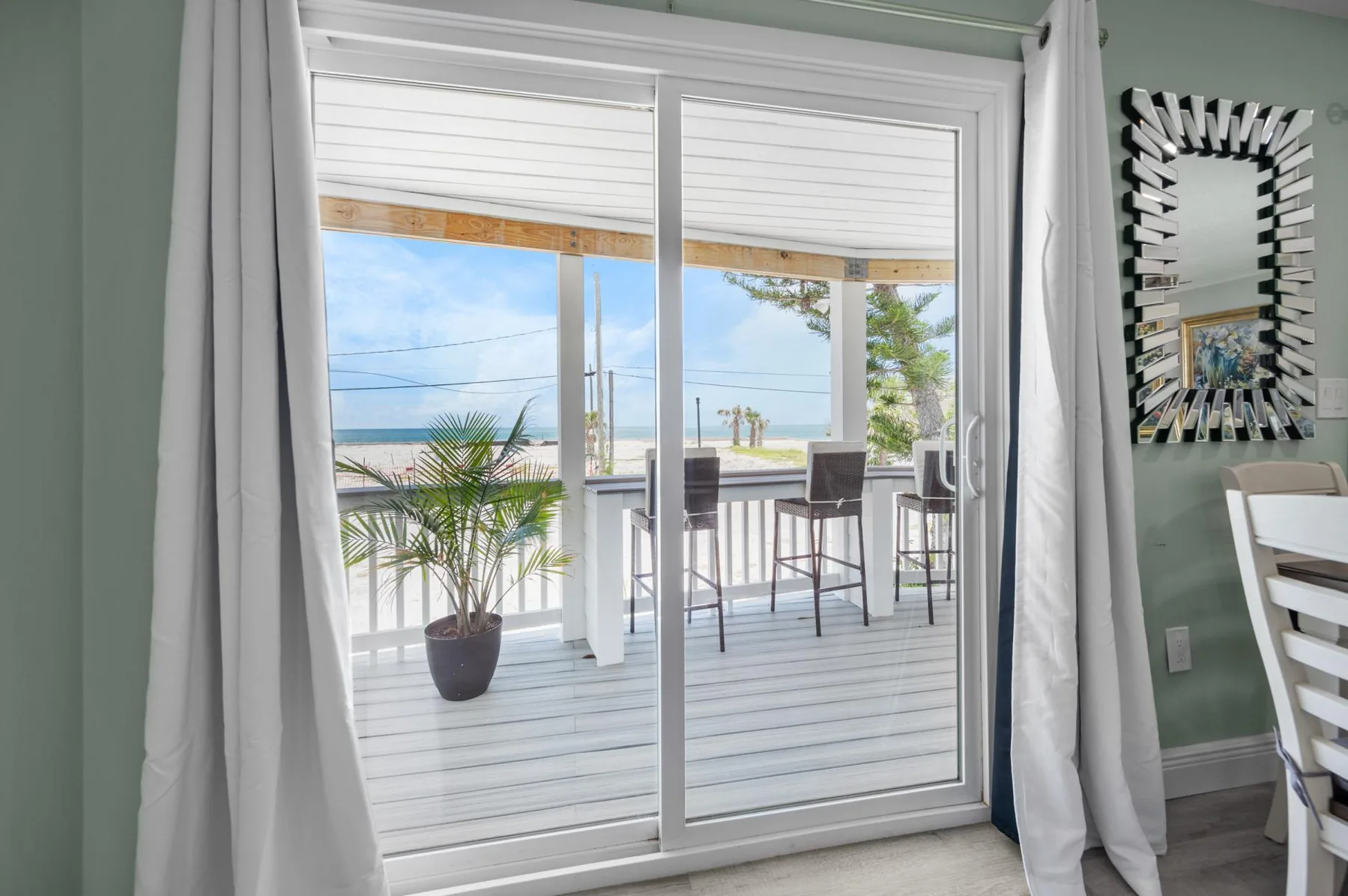 2-Unit Beach Combo – Bikes, Sand & Sunsets