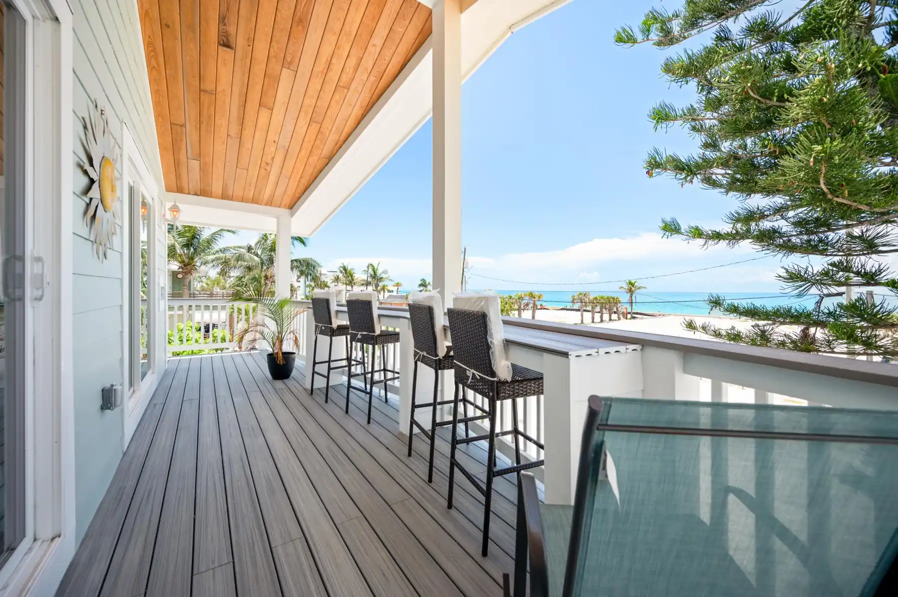 2-Unit Beach Combo – Bikes, Sand & Sunsets
