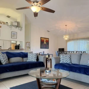 Sunny Pool Villa – Bikes, Beaches & Golf