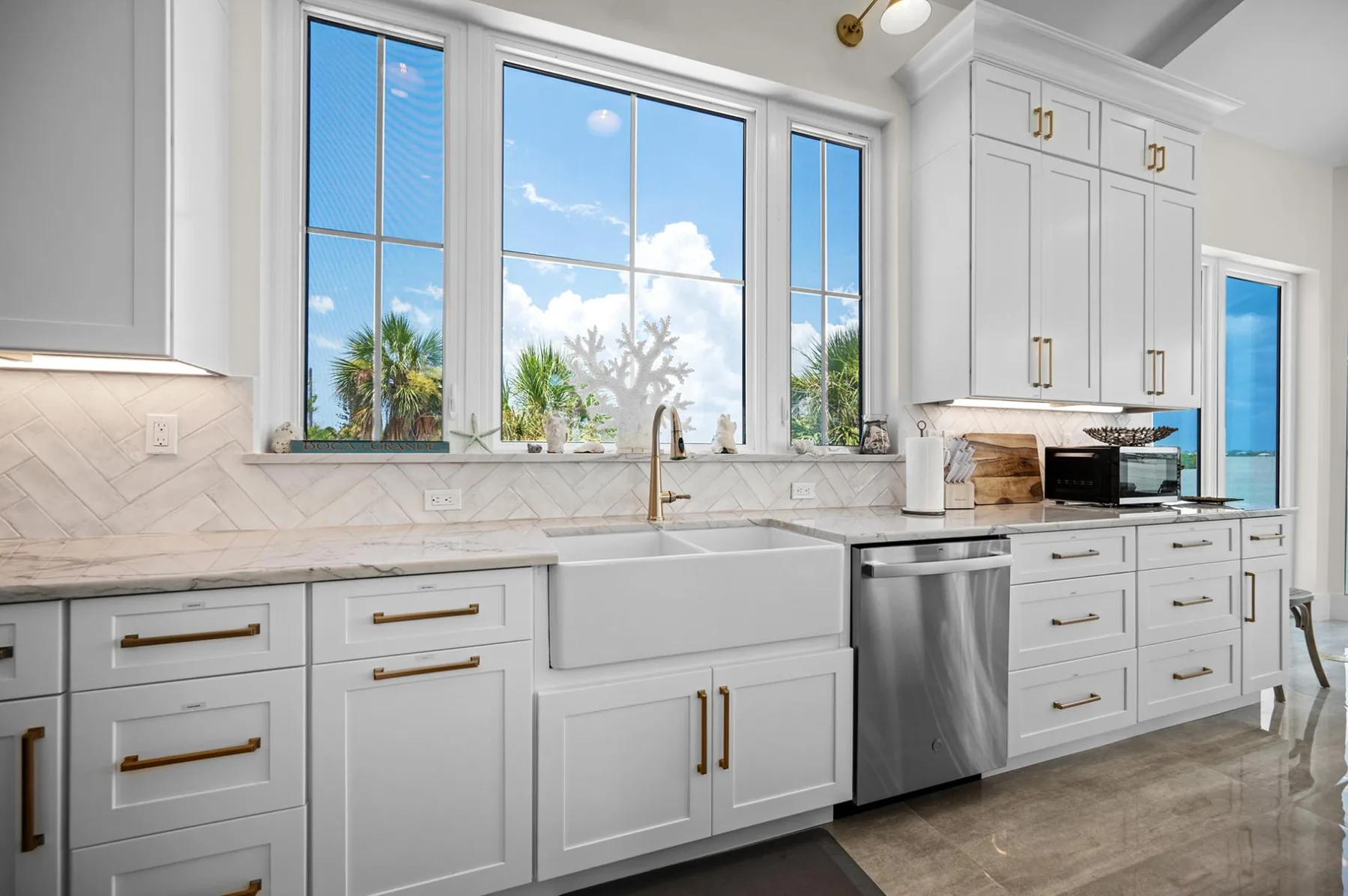 Lemon Bay Luxe – Dock, Beach & Manasota Vibes