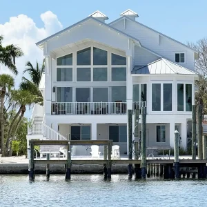 Lemon Bay Luxe – Dock, Beach & Manasota Vibes