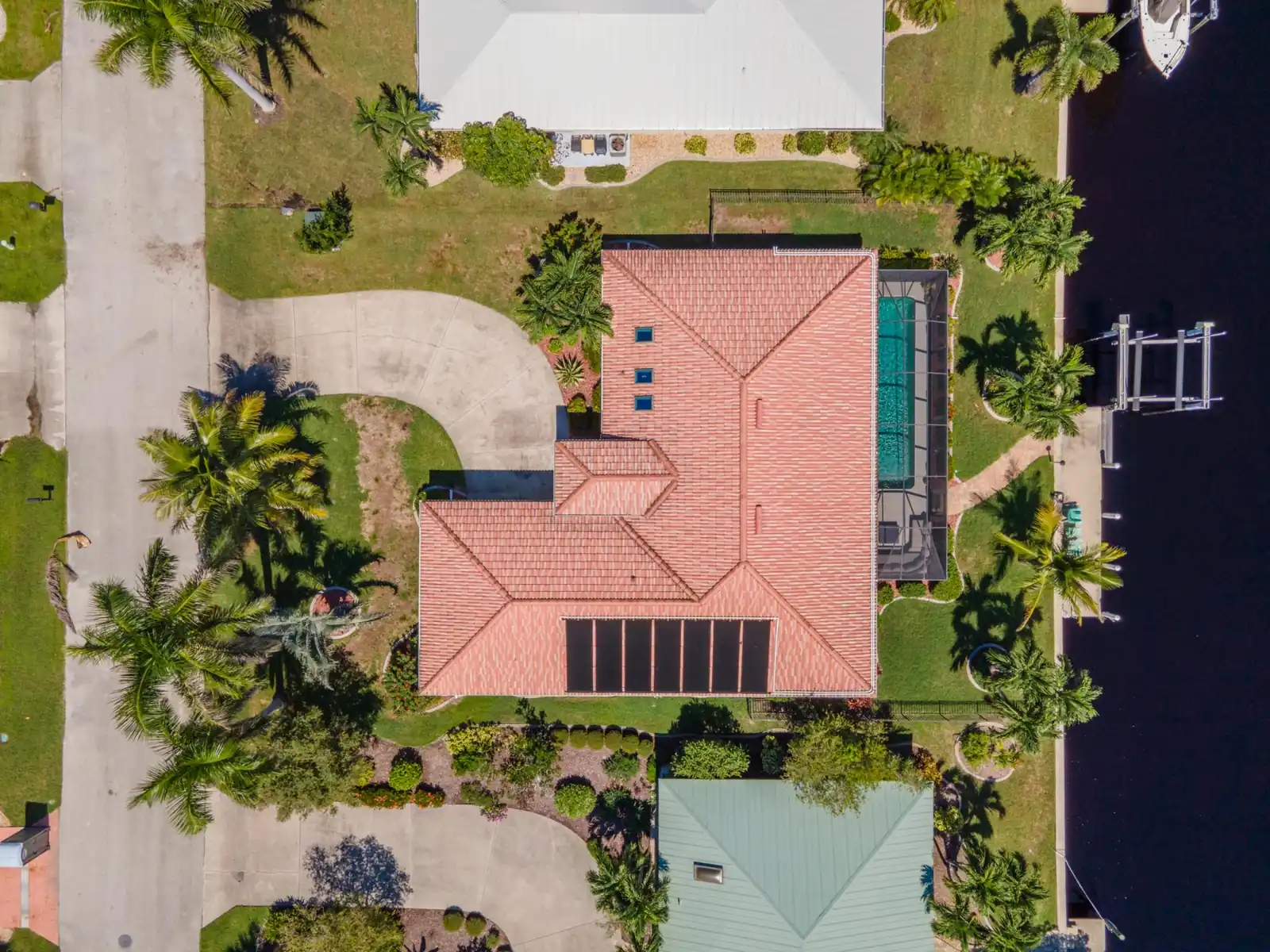 3BR Waterfront Home – Heated Saltwater Pool & Dock