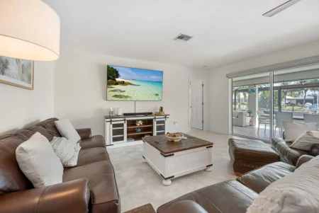 3BR Waterfront Home – Heated Saltwater Pool & Dock
