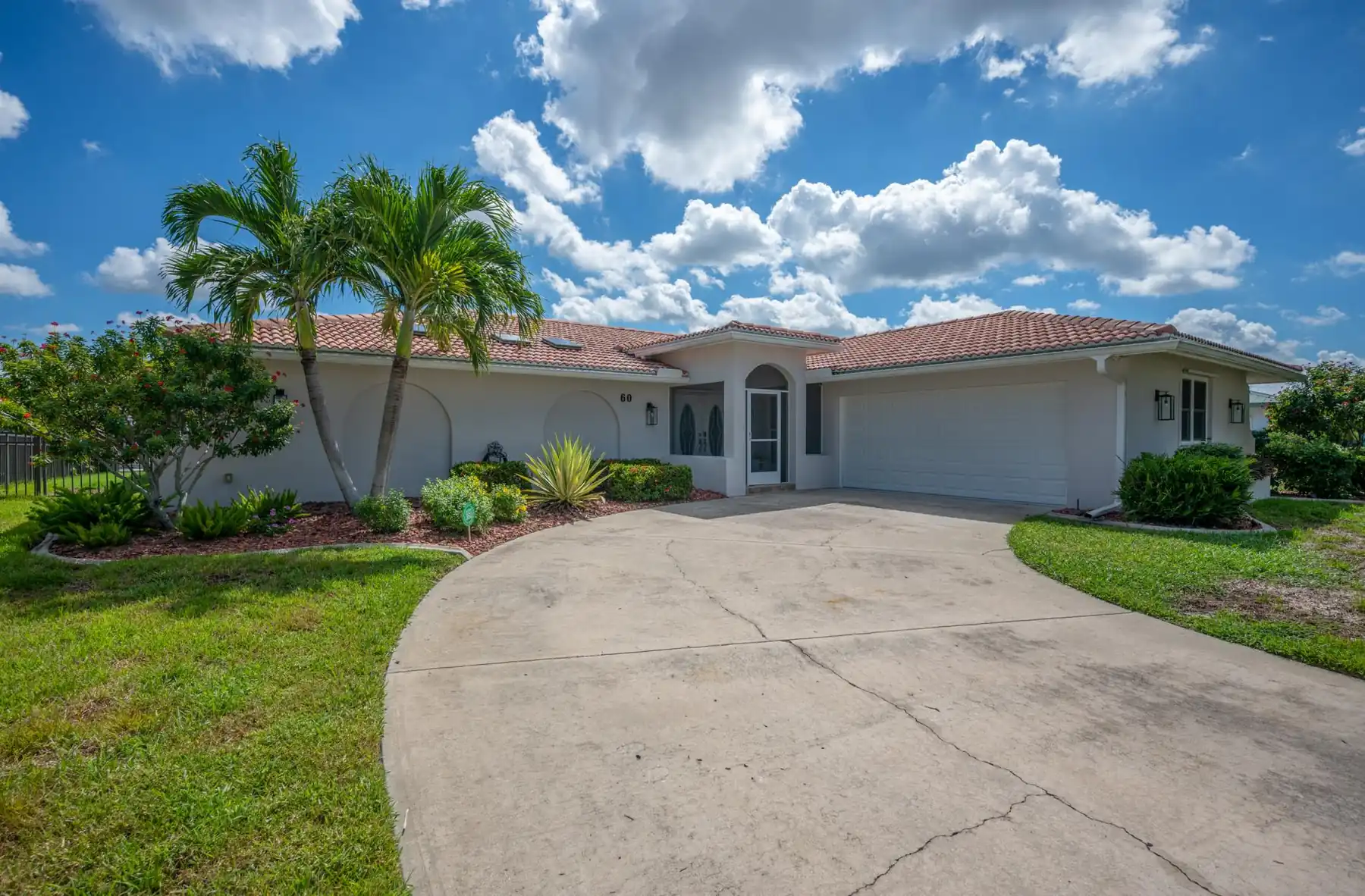 3BR Waterfront Home – Heated Saltwater Pool & Dock