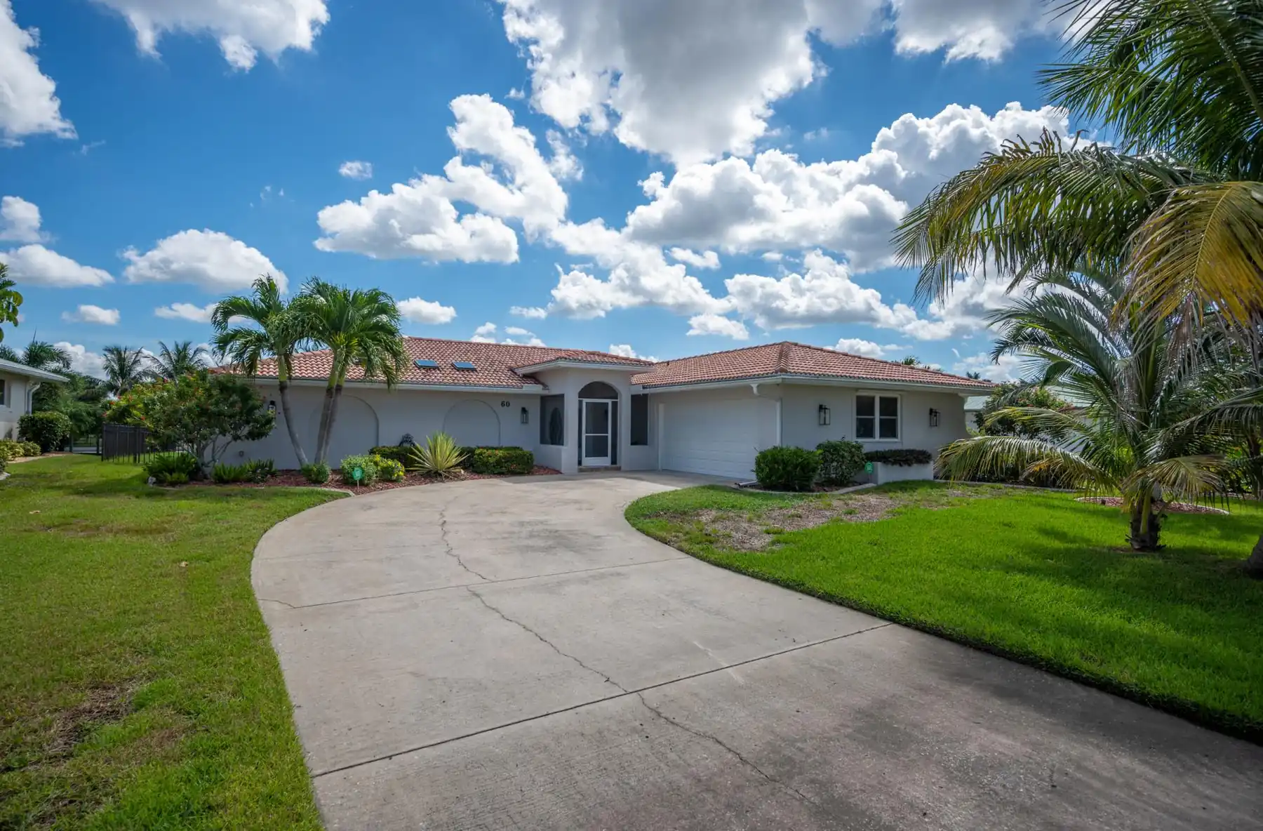 3BR Waterfront Home – Heated Saltwater Pool & Dock