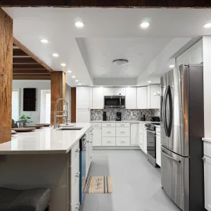 6BR Triplex – Walk to Marina & Lighthouse Grill