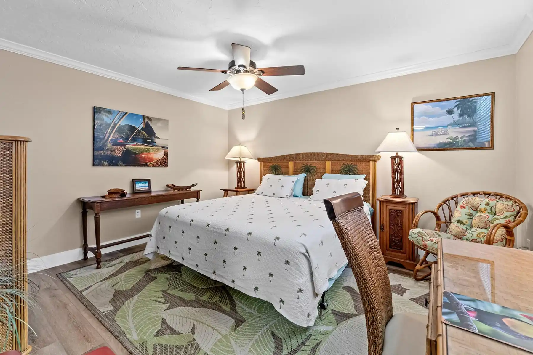 Tortuga – 2BR on Beach, Heated Pool & Sauna