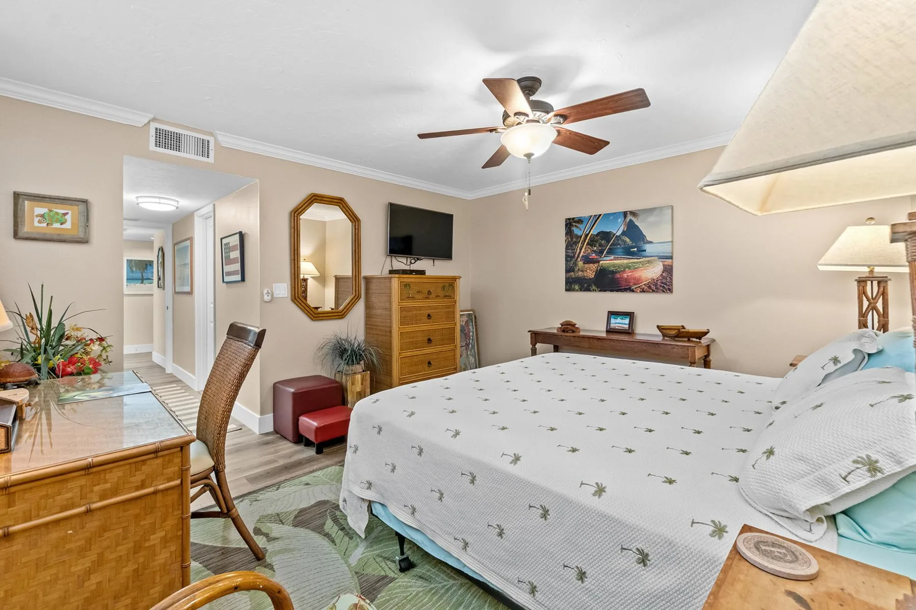Tortuga – 2BR on Beach, Heated Pool & Sauna