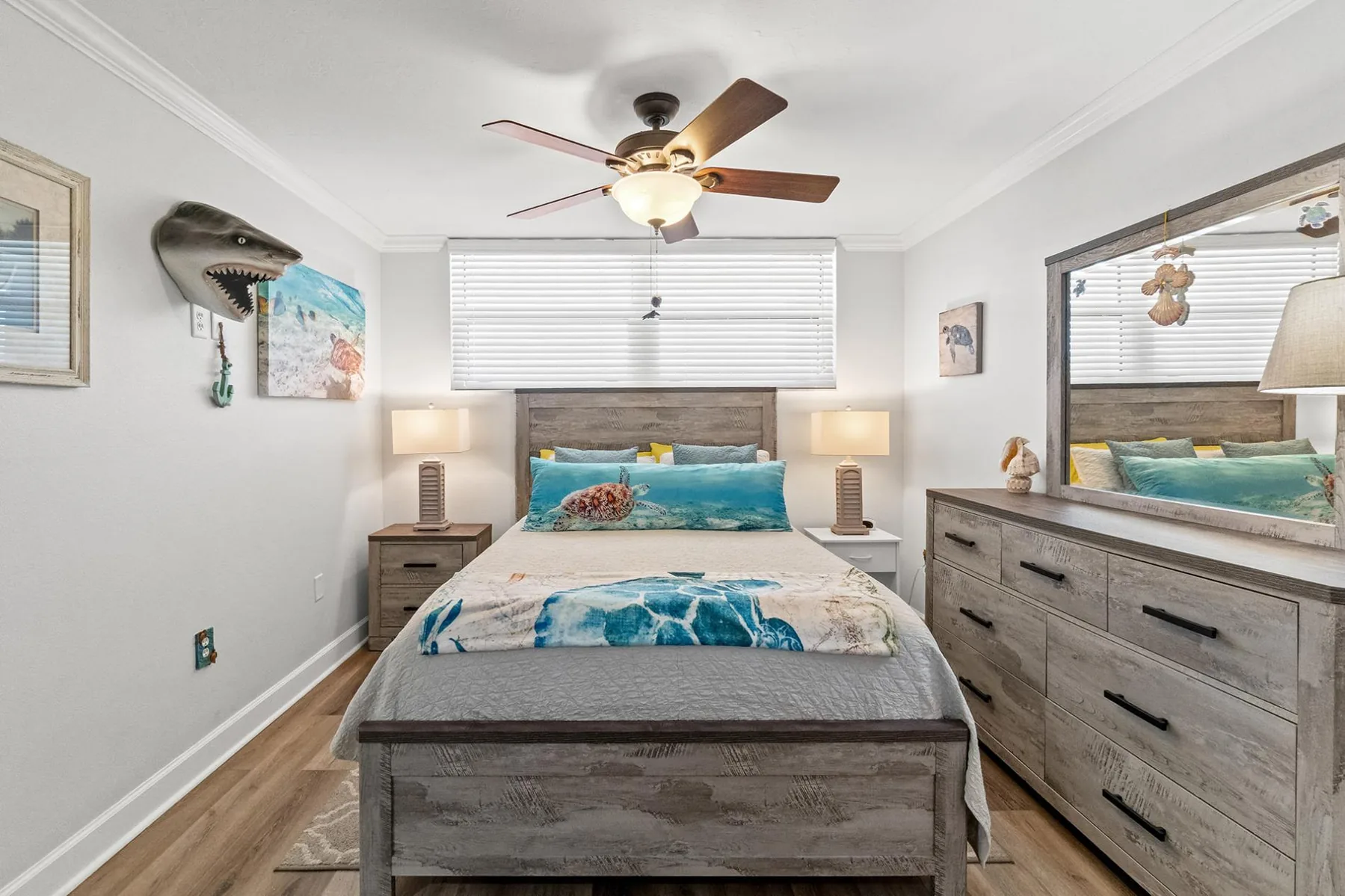 Tortuga – 2BR on Beach, Heated Pool & Sauna