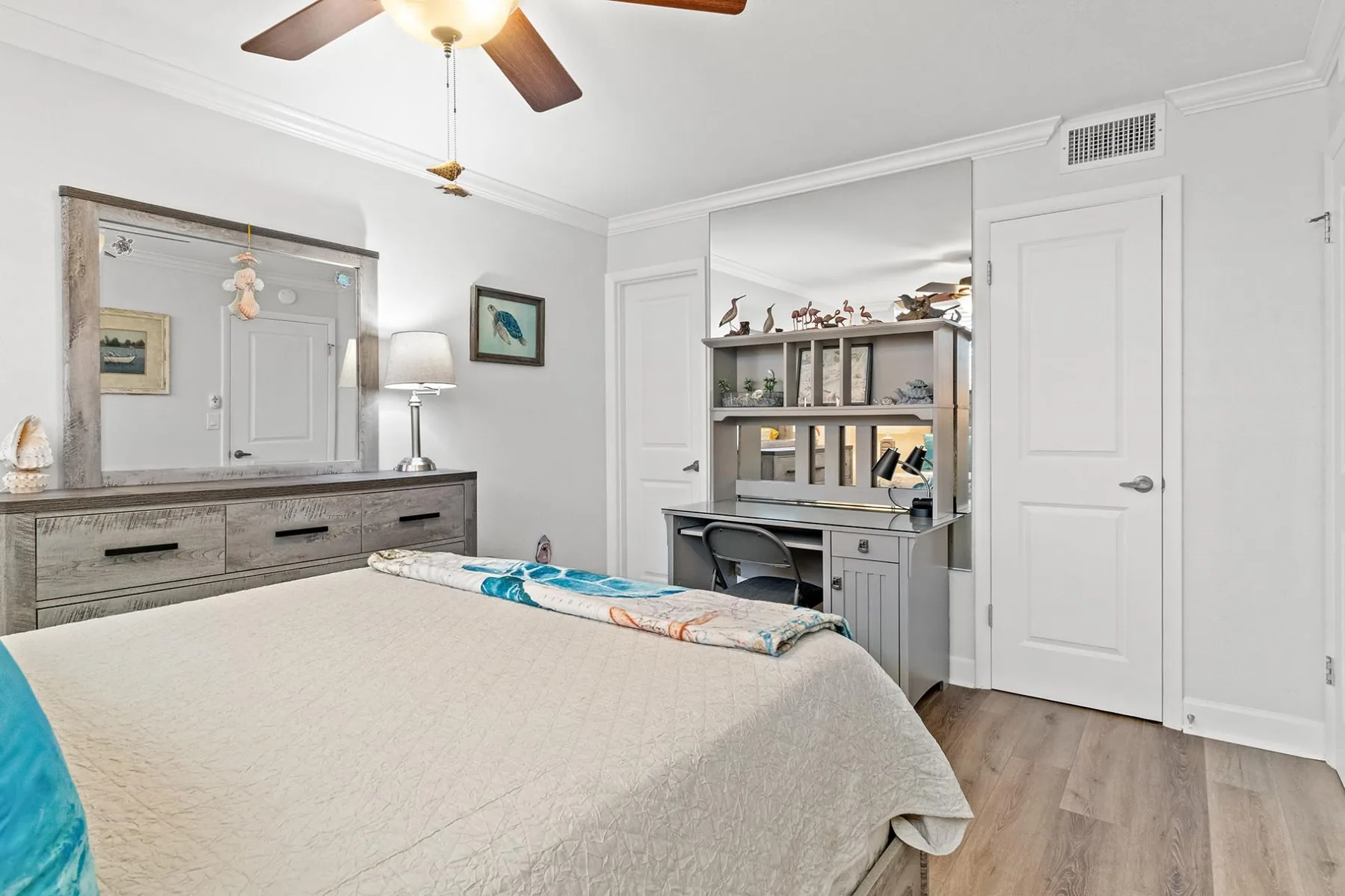 Tortuga – 2BR on Beach, Heated Pool & Sauna