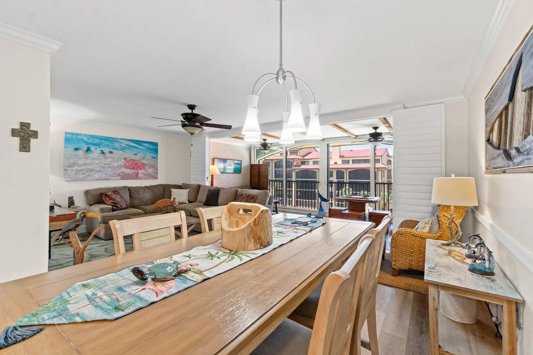 Tortuga – 2BR on Beach, Heated Pool & Sauna