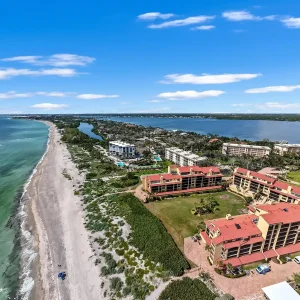 Tortuga – 2BR on Beach, Heated Pool & Sauna