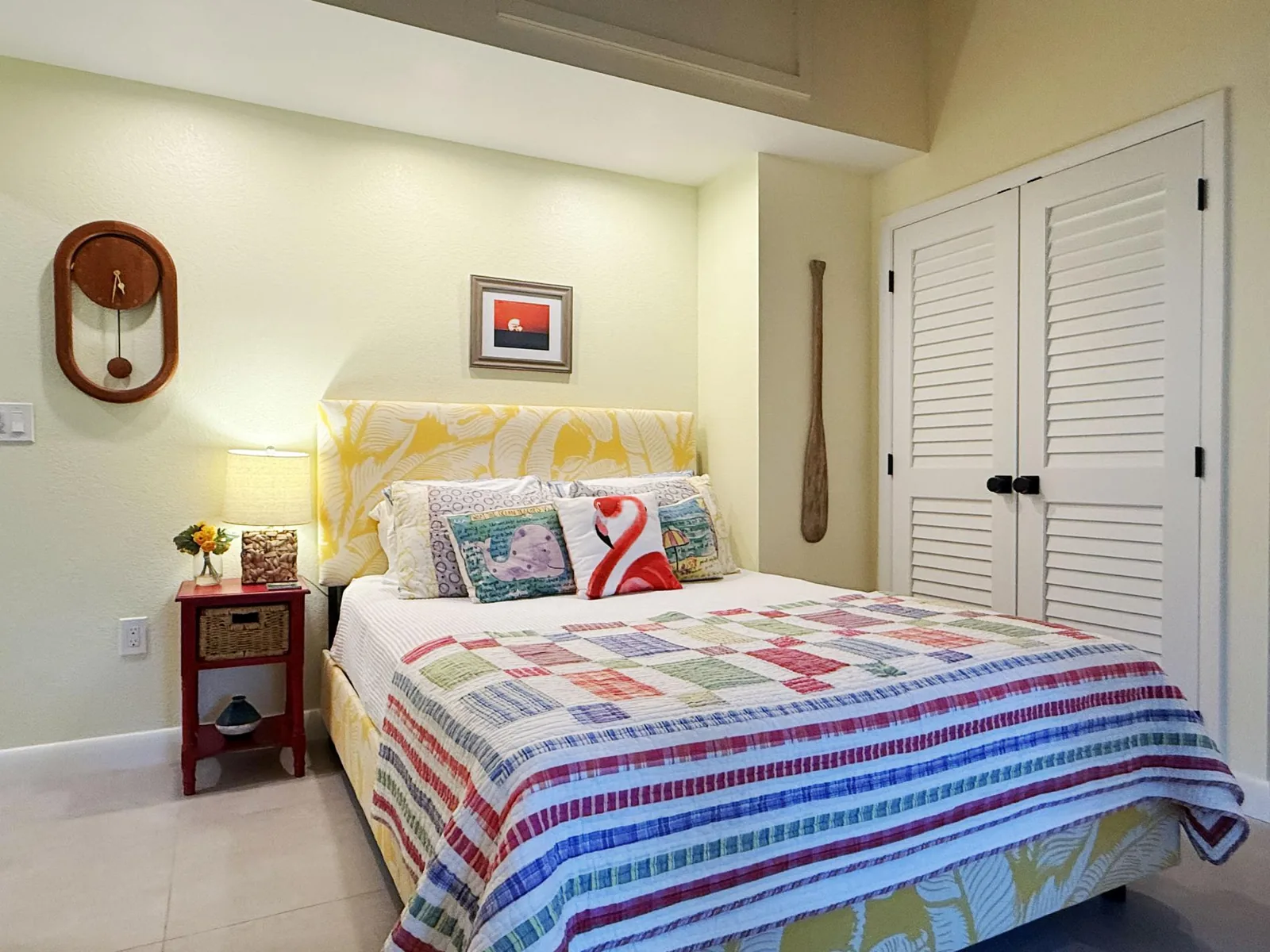 Admiralty Villas – Bayside Modern 2BR Retreat