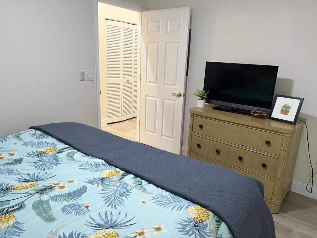 2BR at Sandpiper Cove – Pool, Bay, Beachwalk