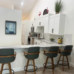 2BR at Sandpiper Cove – Pool, Bay, Beachwalk