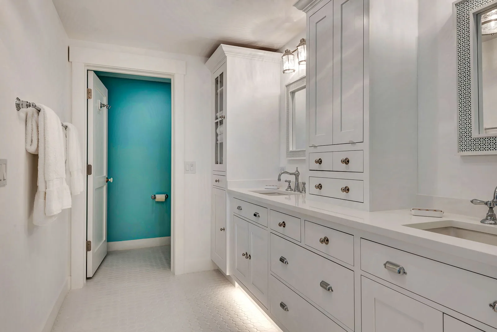 Manasota Key Elegance – 3BR Beach + Dock