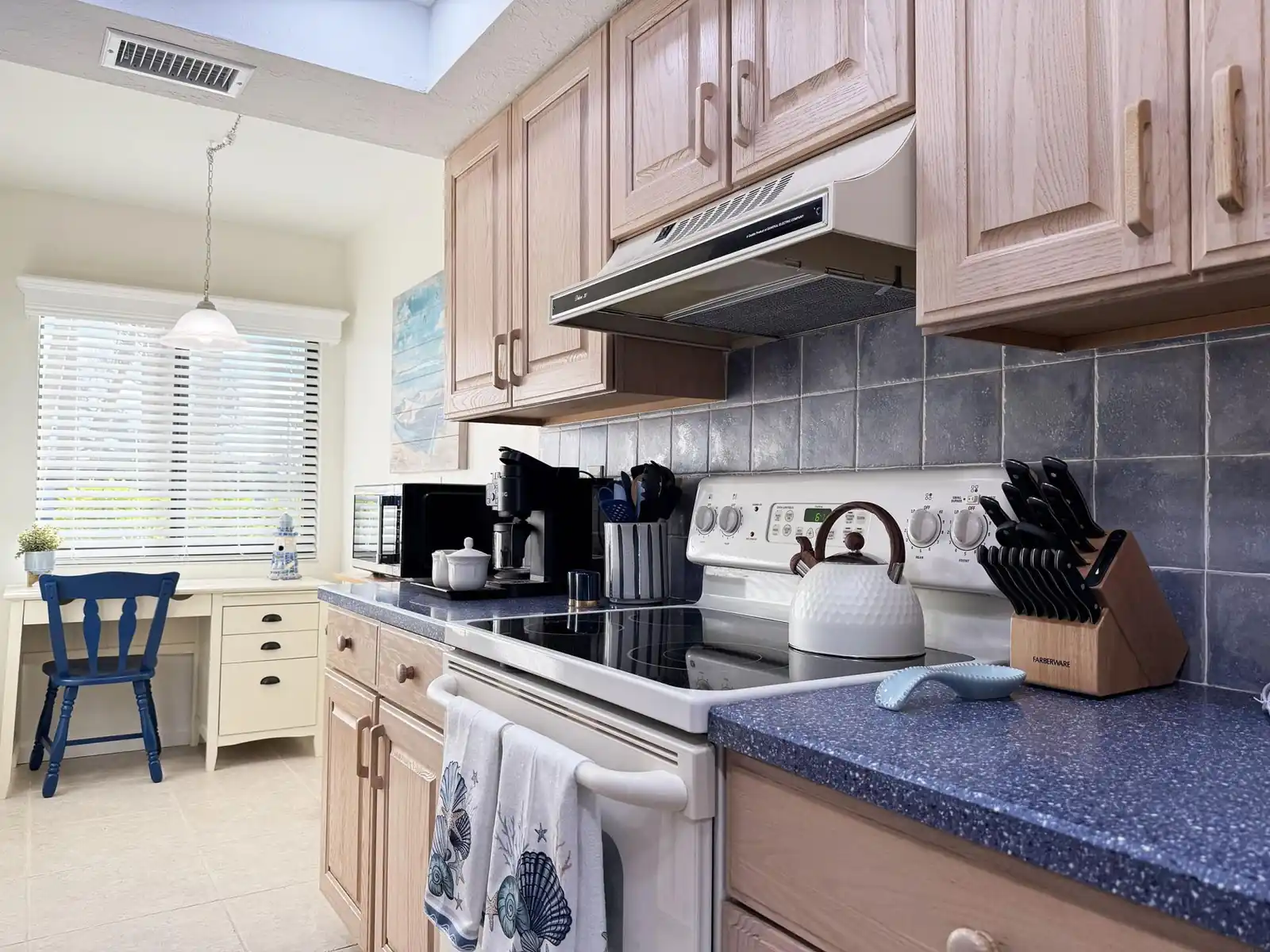 Tamarind – 2BR Condo with Lemon Bay Views