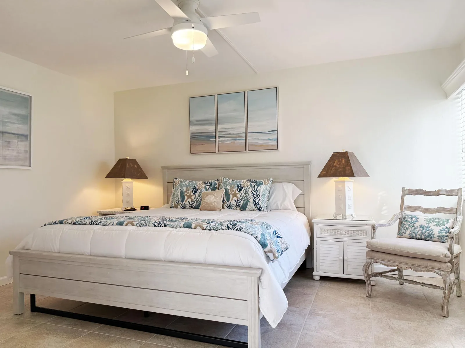 Tamarind – 2BR Condo with Lemon Bay Views