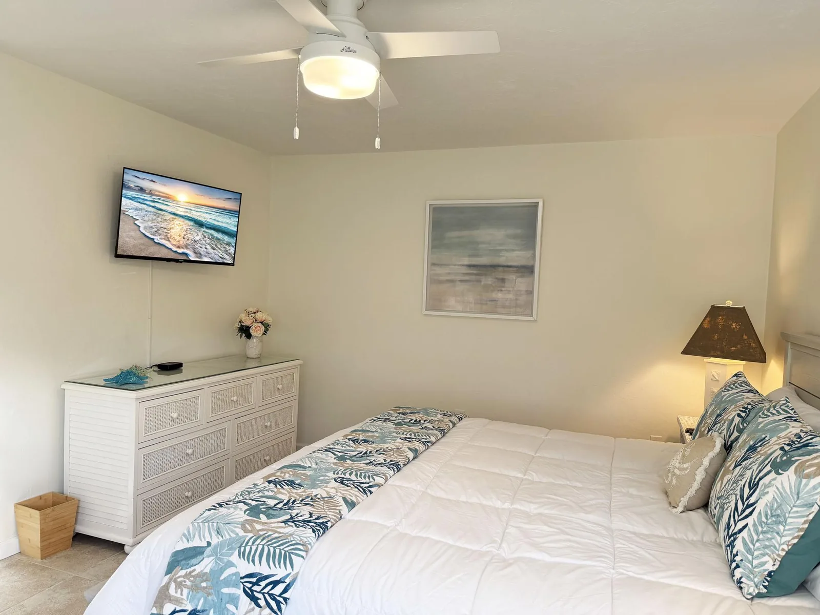 Tamarind – 2BR Condo with Lemon Bay Views