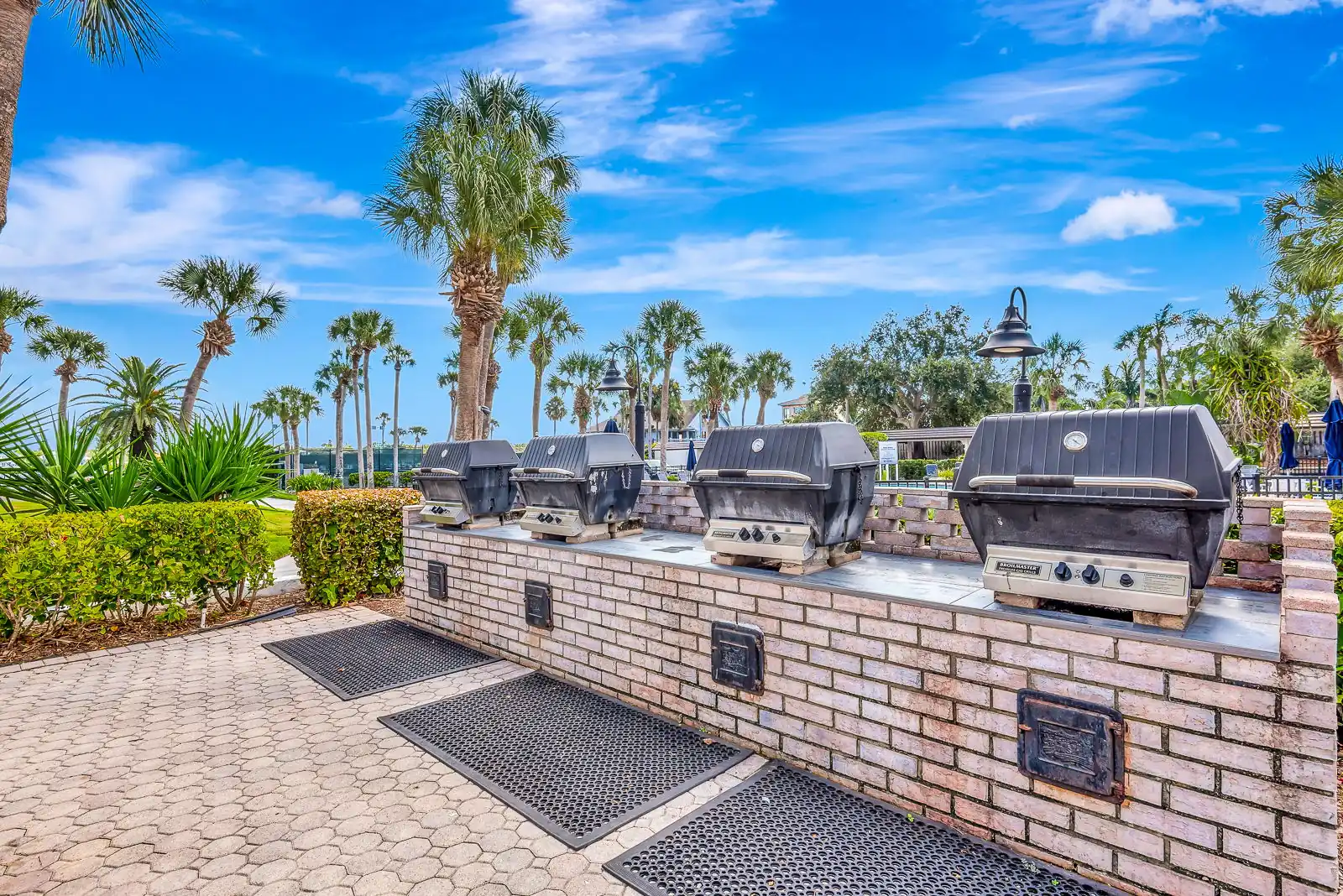 Luxury Bayside Condo – Pool, Tennis & Marina